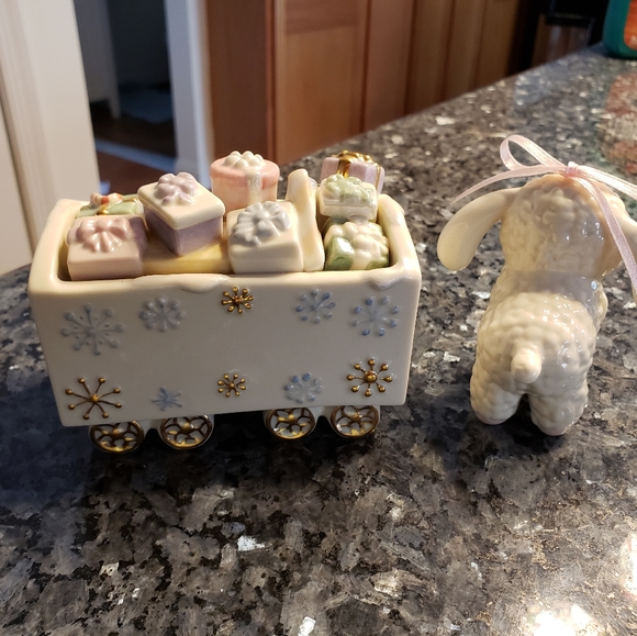 Lennox baby lamb oniment &LENOX Holiday Fraditions - Picture 5 of 16